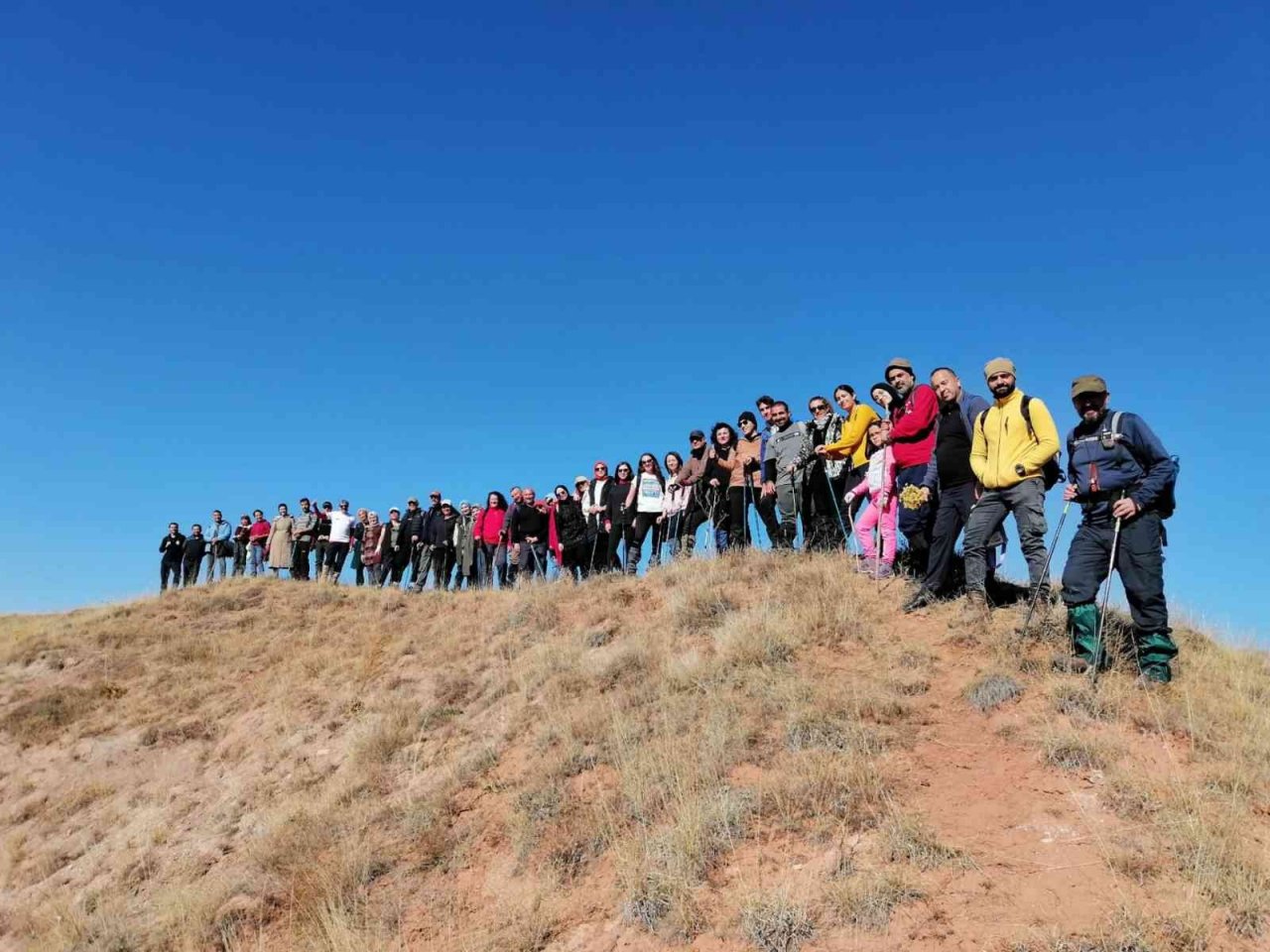 Öğretmenler yürüyerek diyabete dikkat çekti