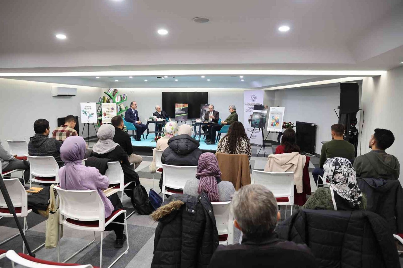 ’Gençlerle Kitap Sohbetleri’nde 6 Eser Ele Alındı