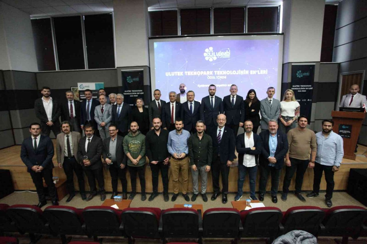 ULUTEK, teknolojinin en’lerini ödüllendirdi