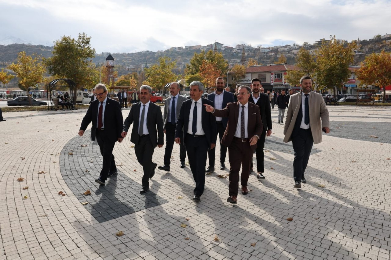 Mersin Milletvekili Taşkın, Hacılar’dan altılı masaya tepki gösterdi
