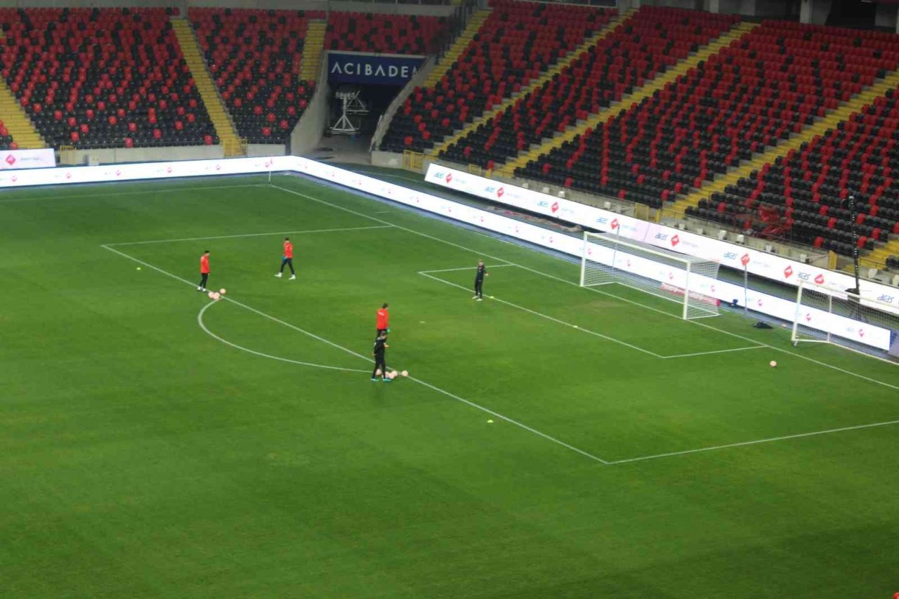 A Milli Takım, Çekya maçı hazırlıklarını tamamladı