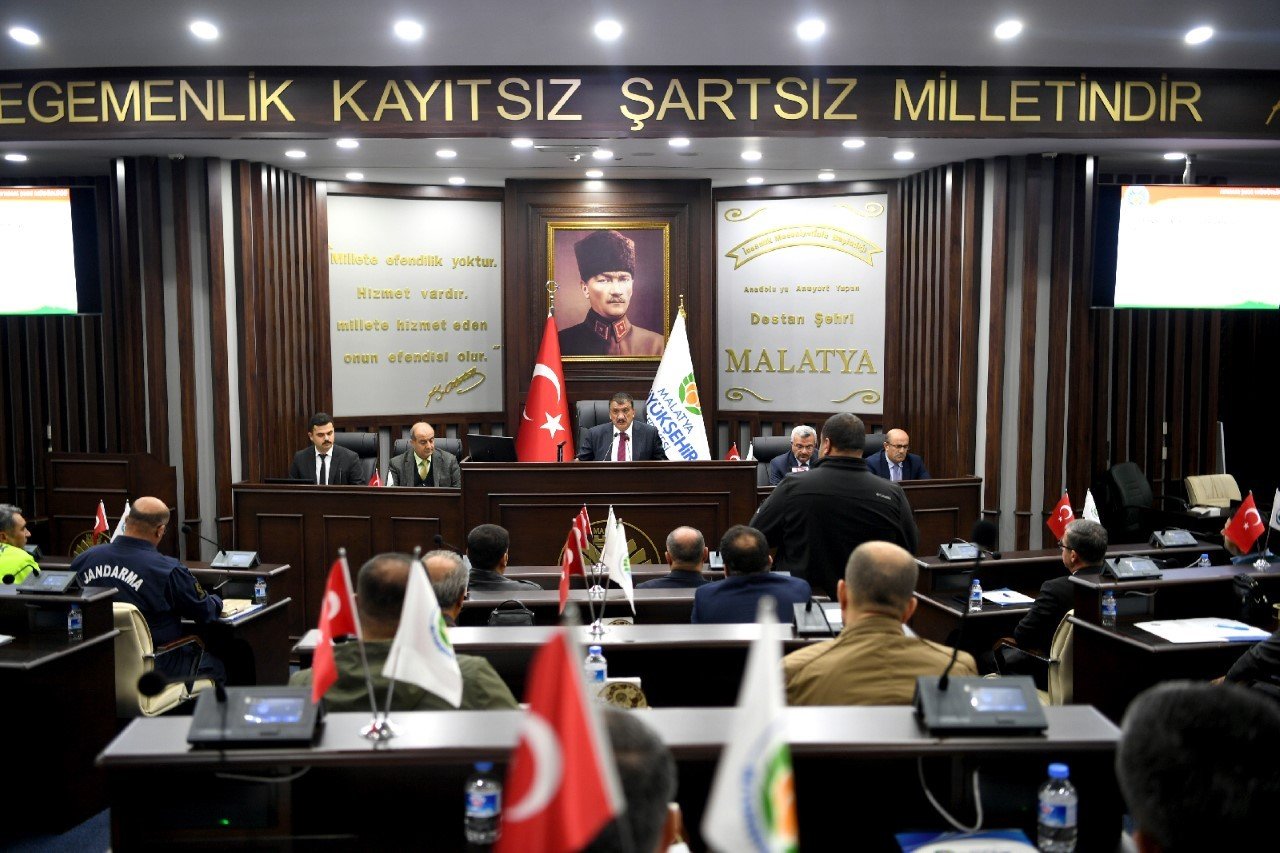 Malatya karla mücadeleye hazırlanıyor