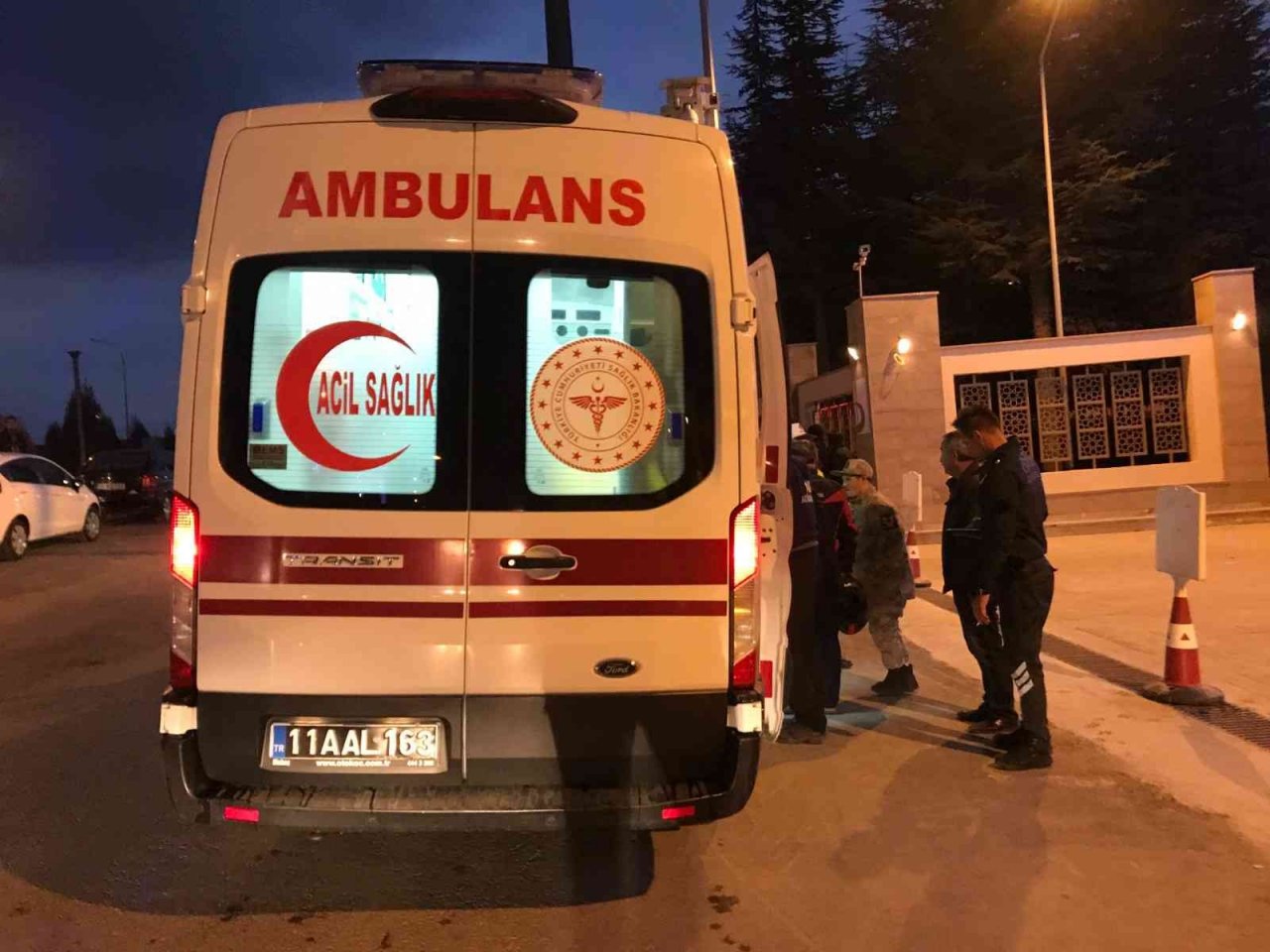 Bilecik’te minibüs ile motosikletin çarpışması sonucu 1 kişi yaralandı