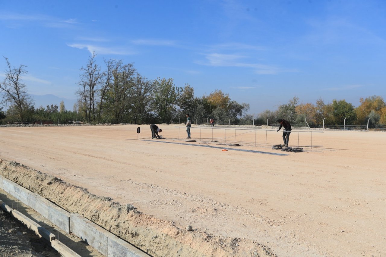 Pamukkale’de 60 milyon TL’yi bulacak dev spor yatırımına başlandı