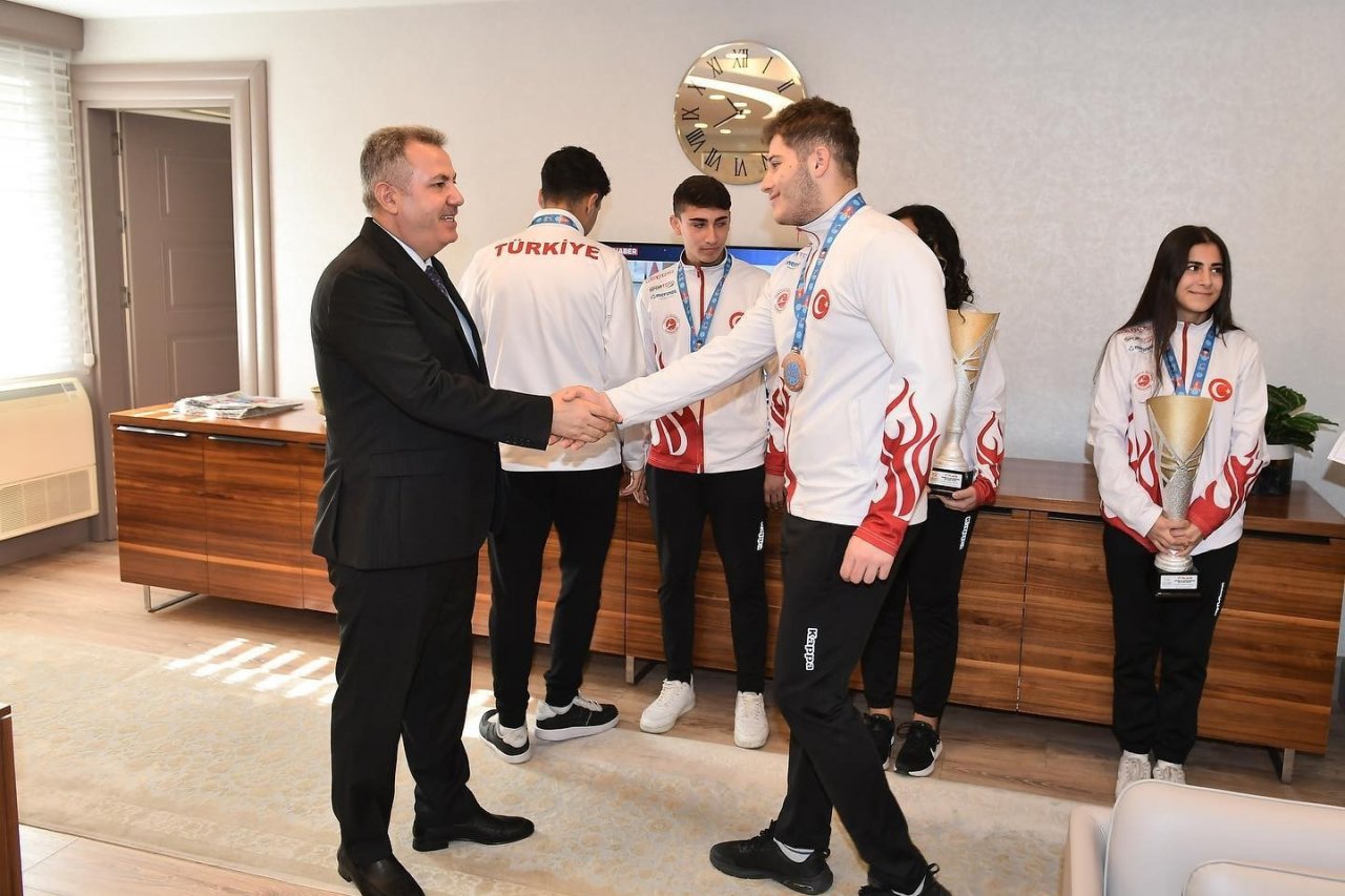 Elban: "Sporun insanın kişiliği üzerinde önemli ve olumlu etkileri var"