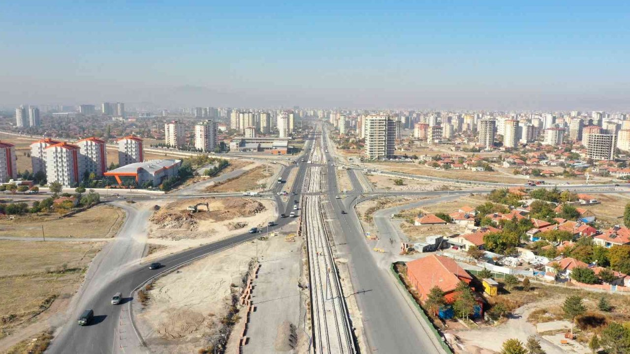 Başkan Büyükkılıç’tan raylı sistem hattı çalışmalarına yakın markaj