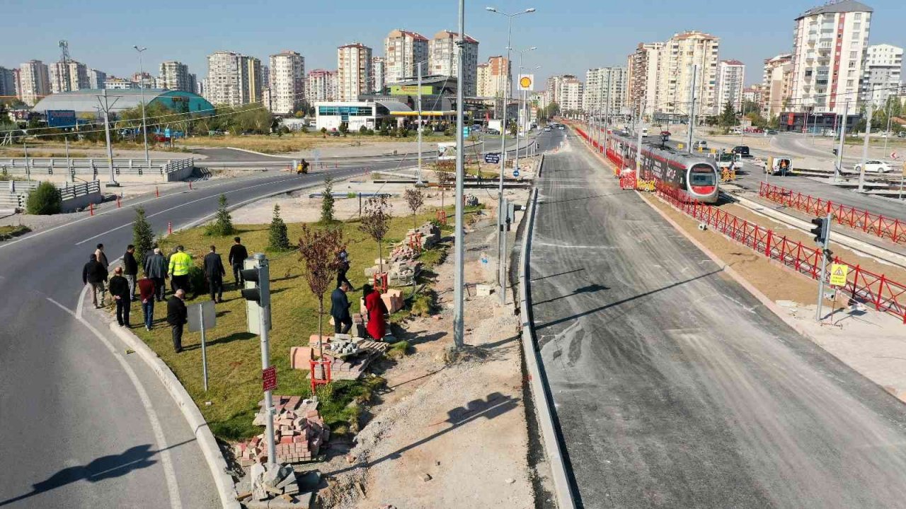 Başkan Büyükkılıç’tan raylı sistem hattı çalışmalarına yakın markaj