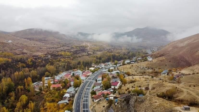 Darende’de sis, kartpostallık görüntüler oluşturdu