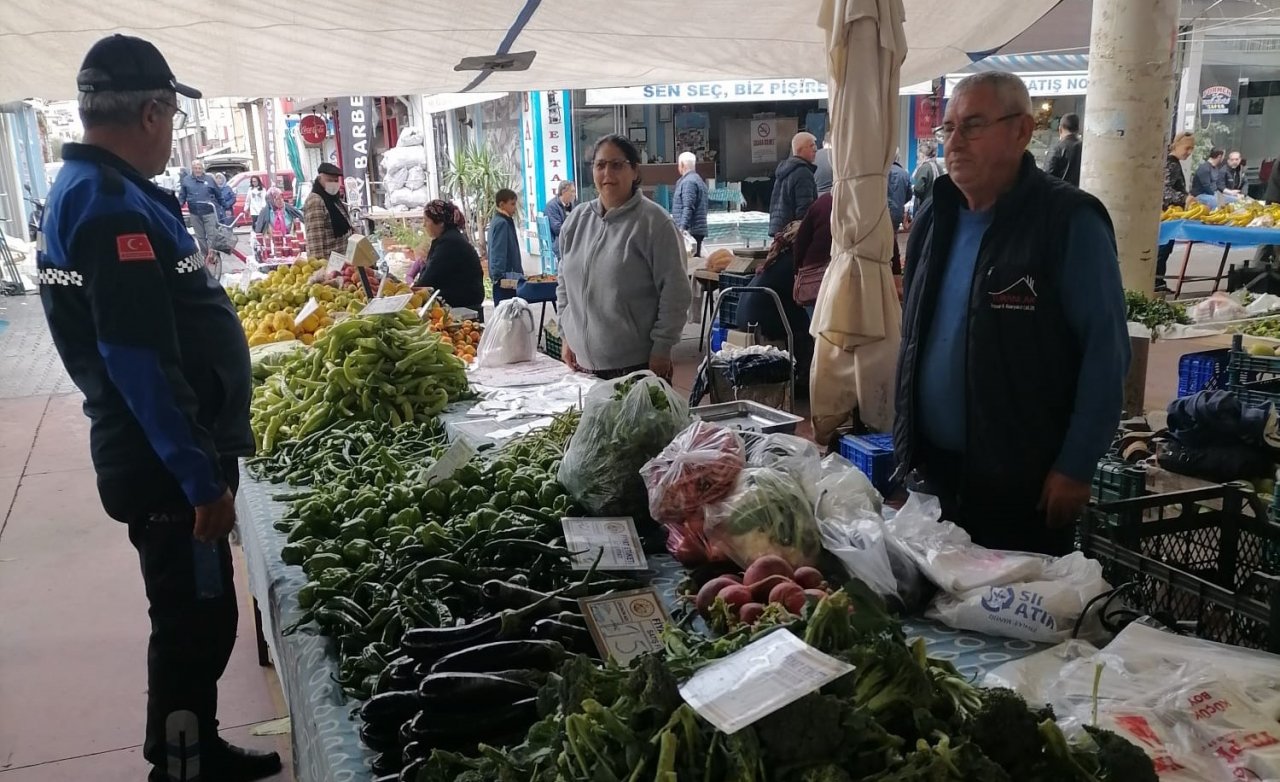 Ortaca Beleediyesi zabıta ekiplerinden pazar yerlerinde fiyat denetimi