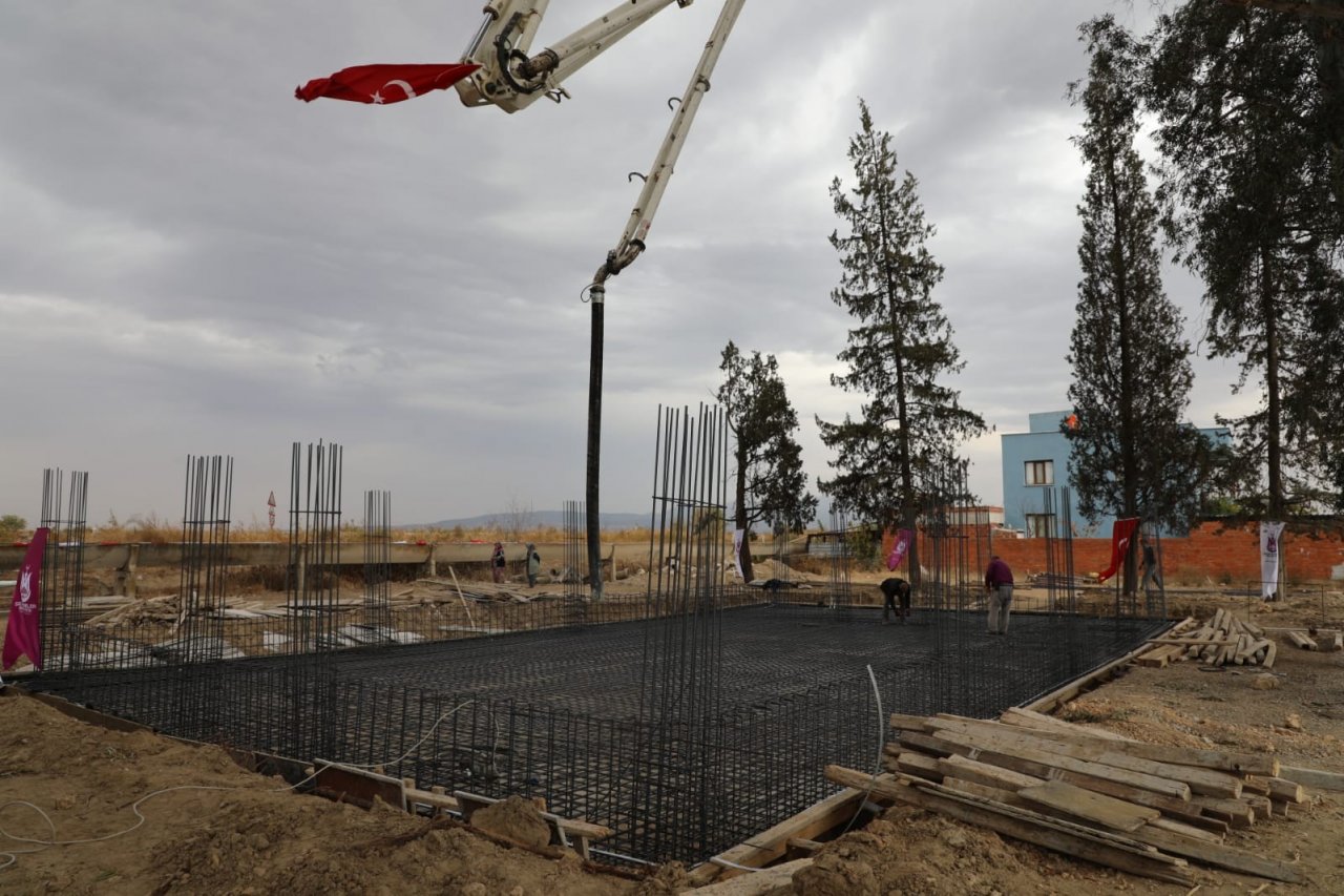 Şehzadeler Belediyesi Yeni Harmandalı Projesinin temelini attı