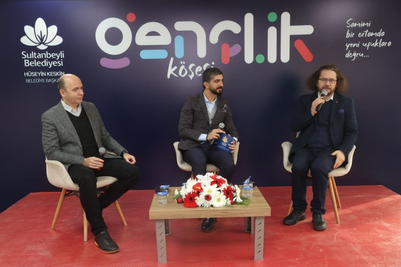 Sultanbeyli’de “Gençlik Akademisi” açıldı