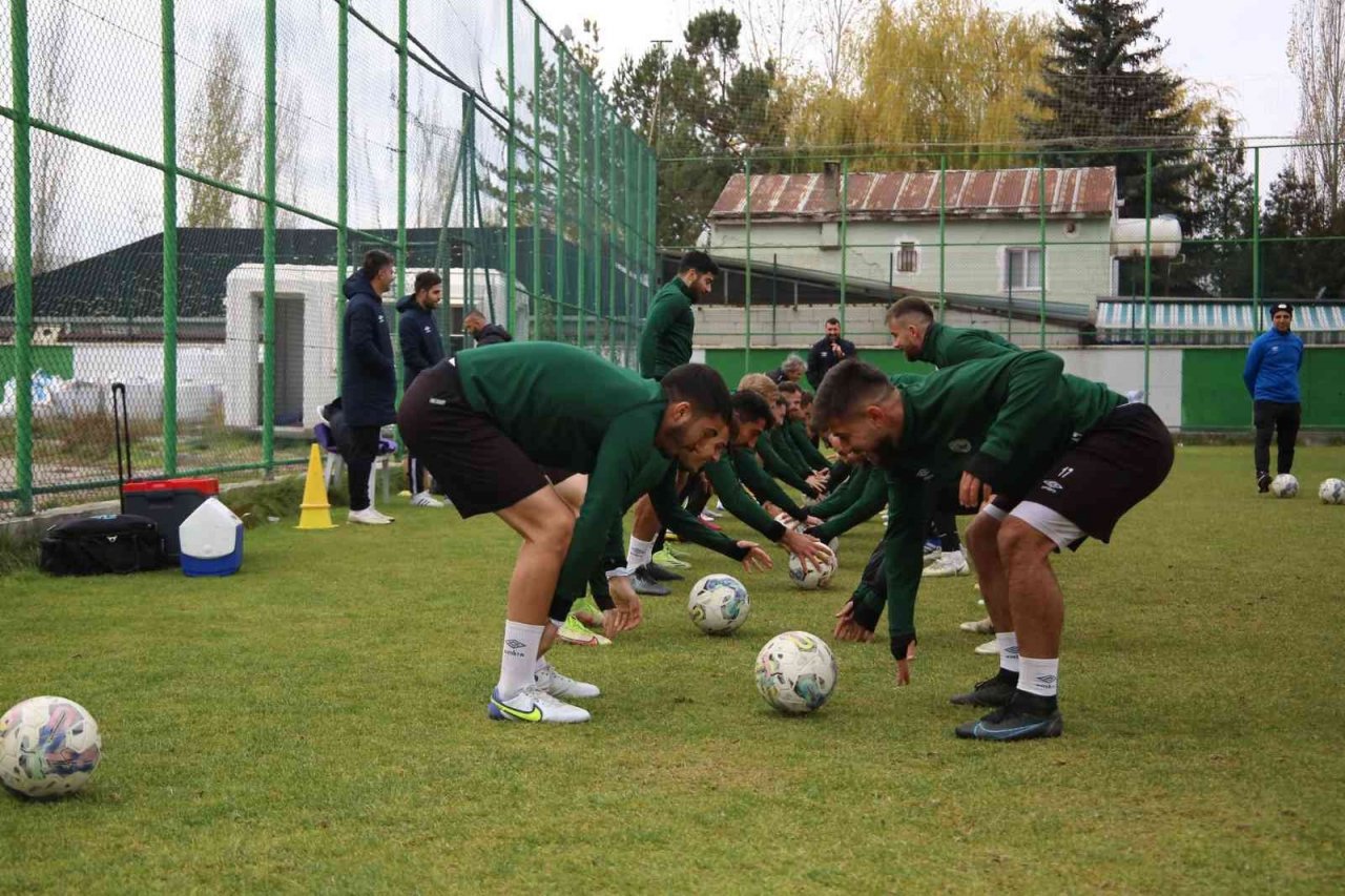 Sivas Belediyespor galibiyet için hazırlanıyor
