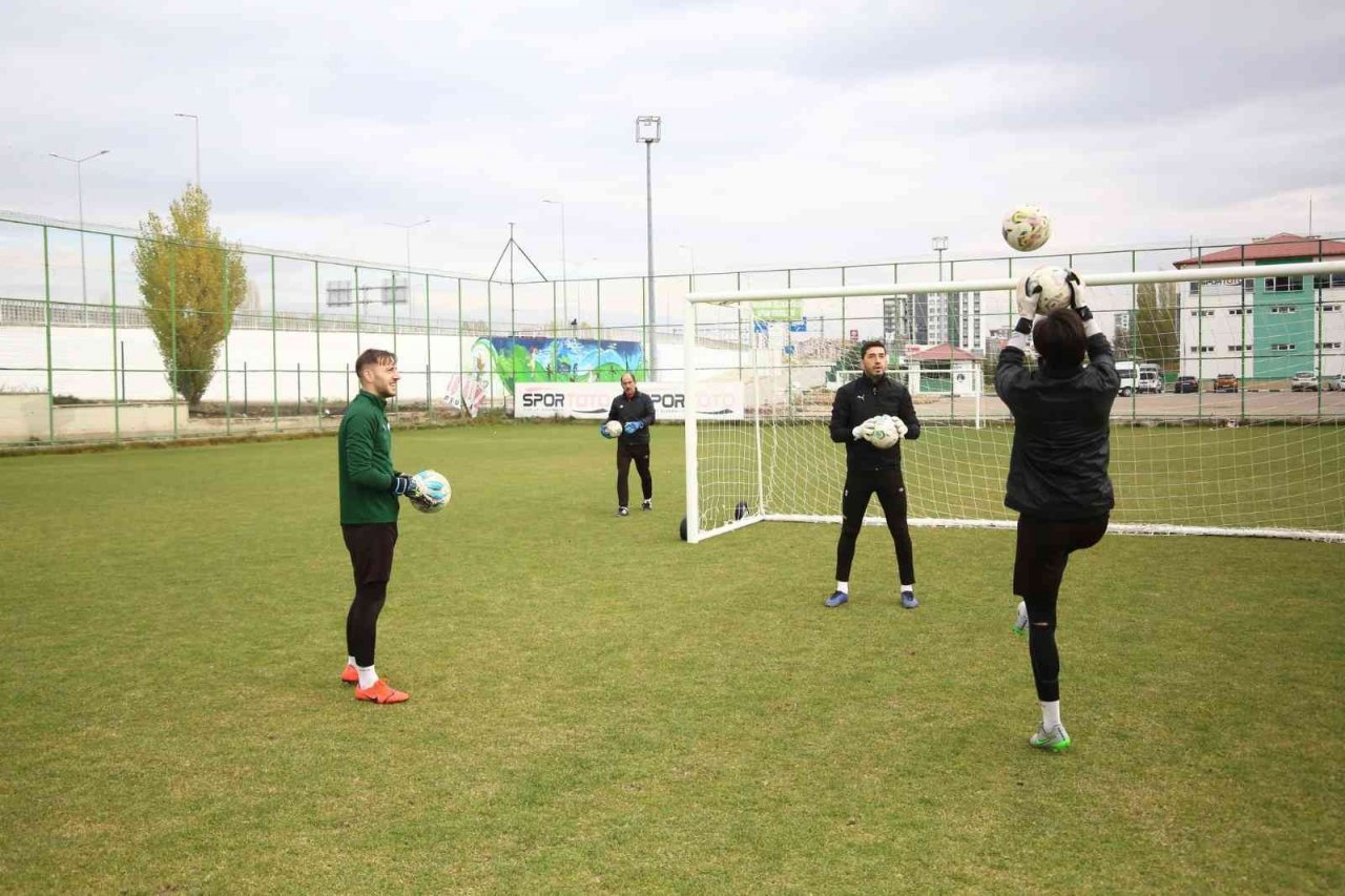 Sivas Belediyespor galibiyet için hazırlanıyor