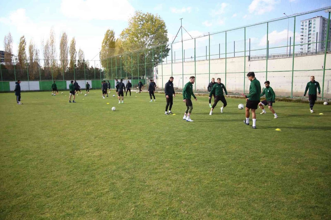 Sivas Belediyespor galibiyet için hazırlanıyor