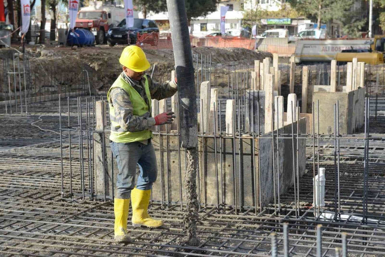 Çınarönü’nde ‘modern yaşam’ın temeli kentsel dönüşümle atıldı