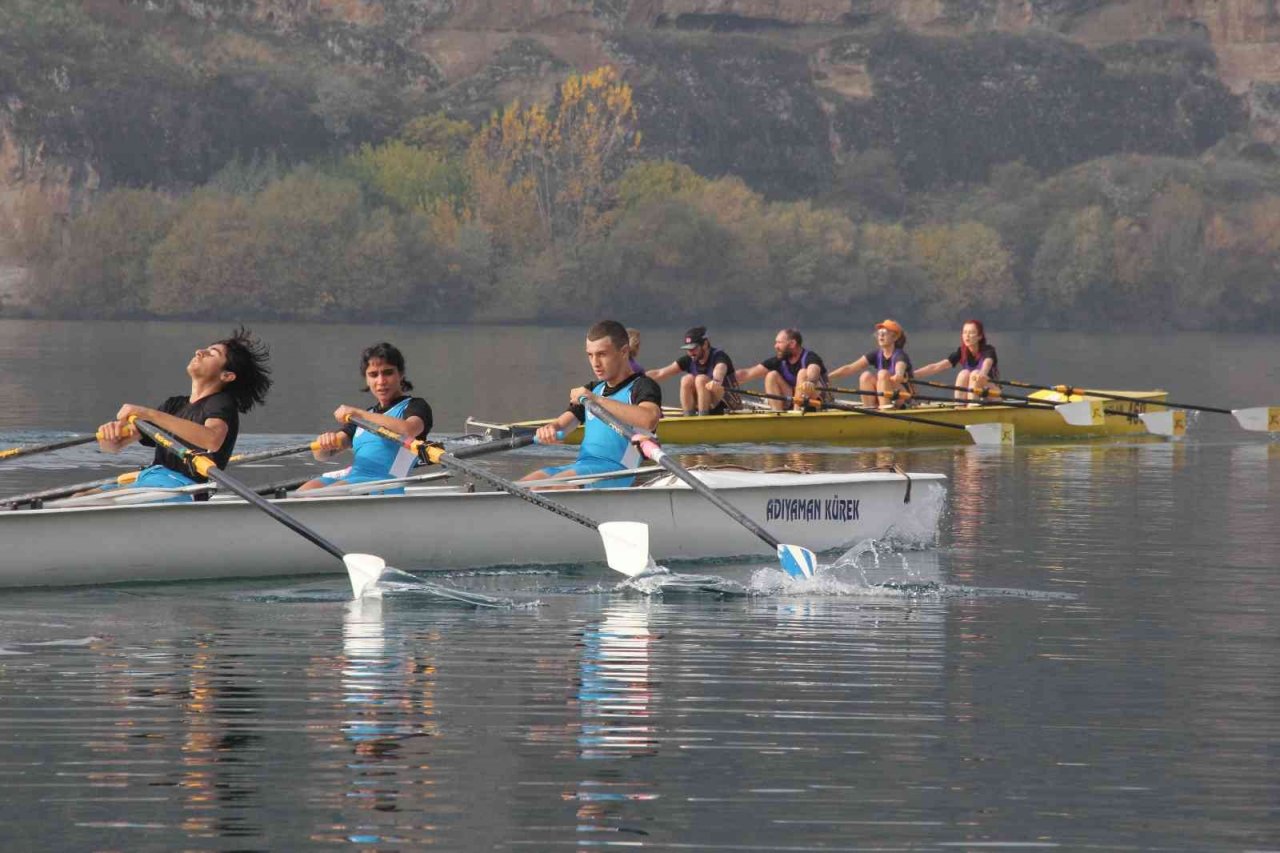 Türkiye’nin ilk kürek maratonu Adıyaman’da başladı