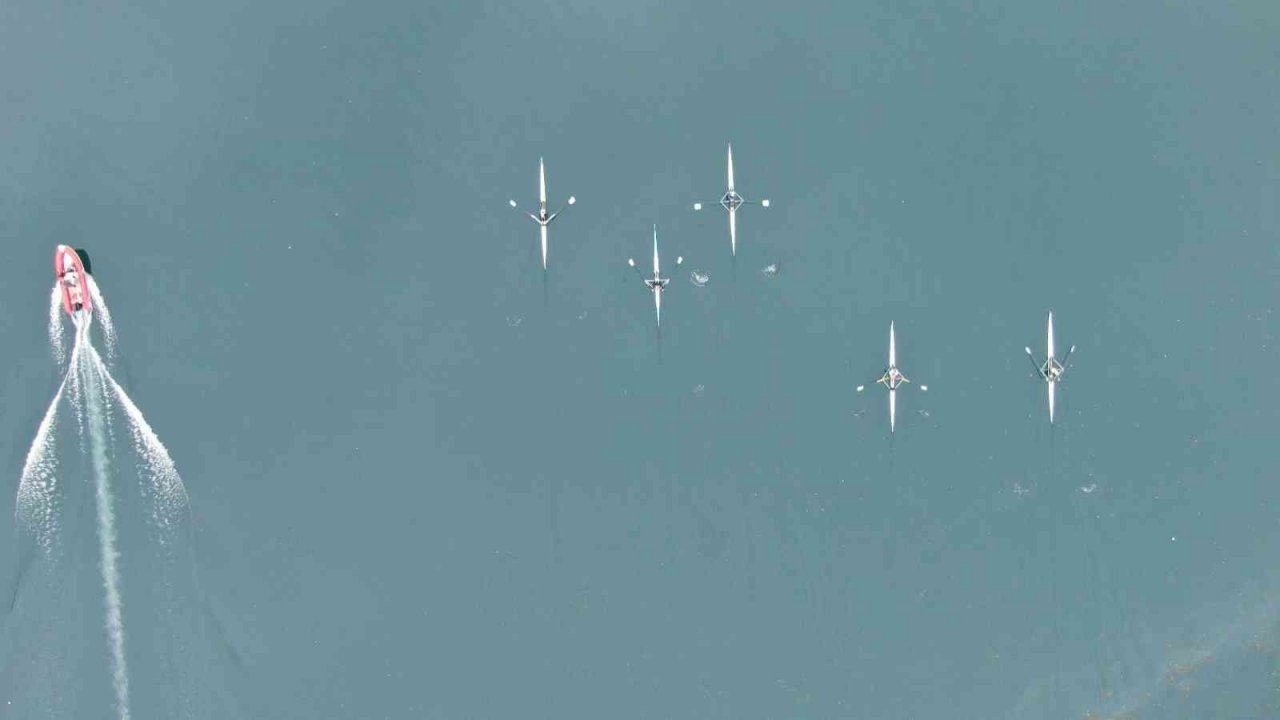 Türkiye’nin ilk kürek maratonu Adıyaman’da başladı