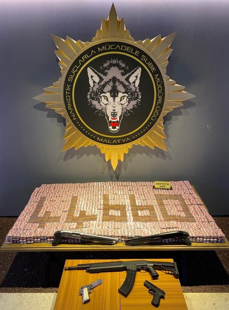 Malatya’da zehir tacirlerine darbe üstüne darbe