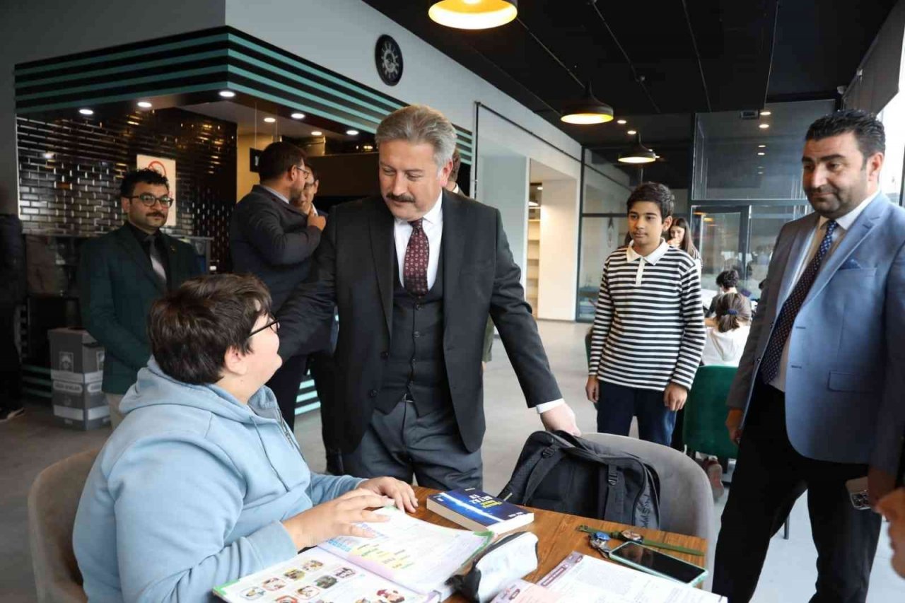 Melikgazi’nin Kütüphanelerine Büyük İlgi