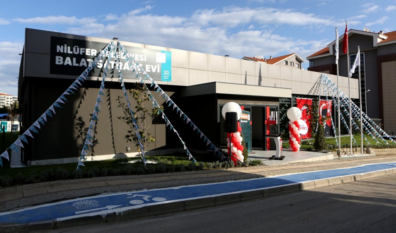 Balat Satranç Evi kapılarını açtı