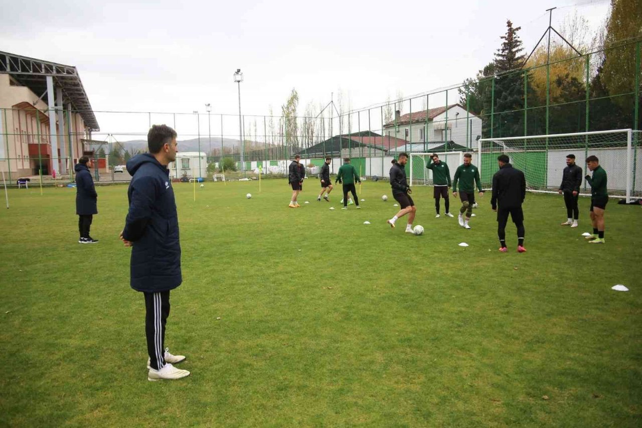 Sivas Belediyespor, İnegöl maçının taktiğini çalıştı