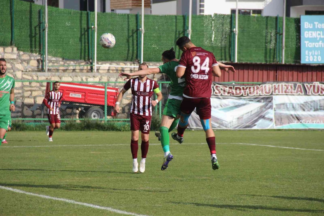 TFF 3. Lig: ES Elazığspor: 1 - 1922 Konyaspor: 2