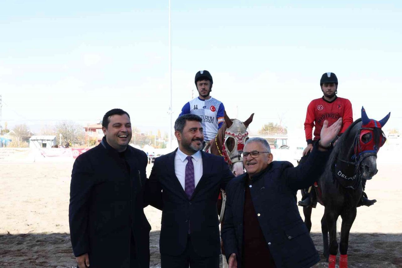 Türkiye Atlı Cirit Şampiyonası Kayseri’de yapıldı