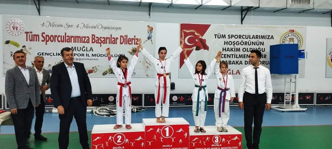 Köyceğizli tekvandocular şampiyonaya damga vurdu