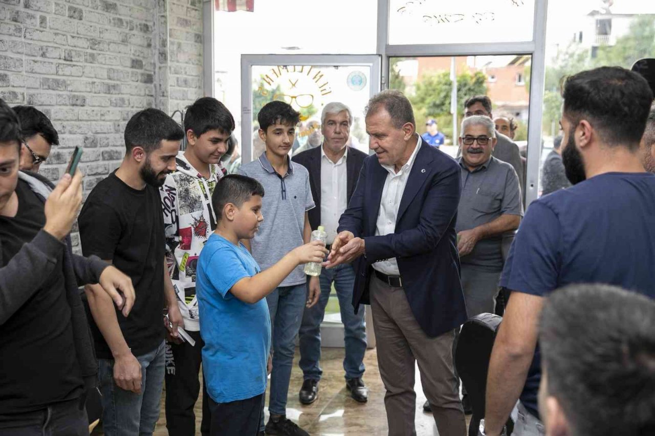 Seçer, Toroslar ilçesinde esnafla bir araya geldi