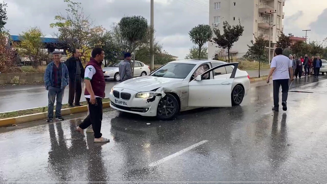 Ters şeritten gidince kazaya sebep oldu: 1 yaralı