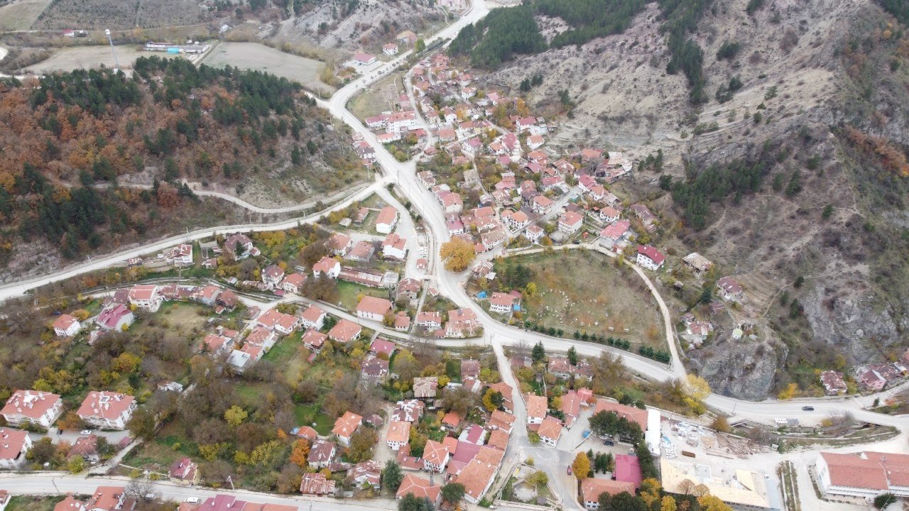 Tarihi Mudurnu kışa hazırlanıyor