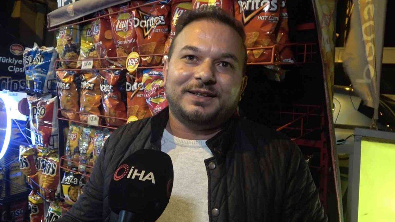 Uçan dolap...Fırtına Bursa’da herşeyi uçurdu