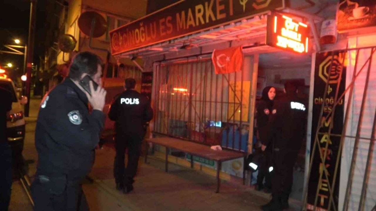 Husumetlileri tarafından tarafından iş yerinde bıçaklandı