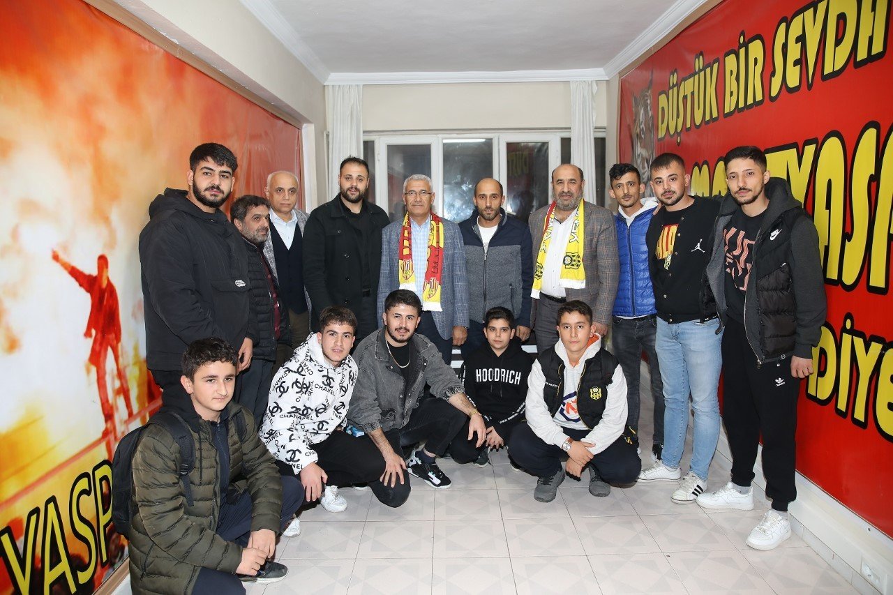 Taraftarlardan Başkan Güder’e coşkulu karşılama