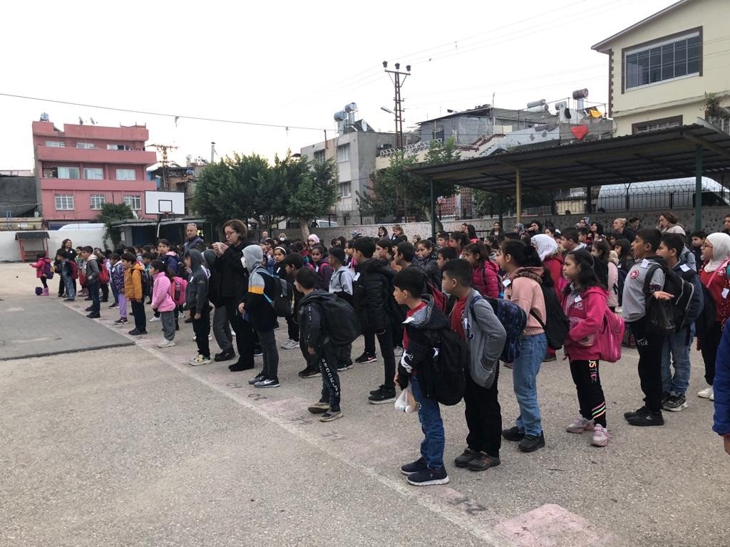 Terör kurbanı Ecrin’in adı okuduğu okula verildi