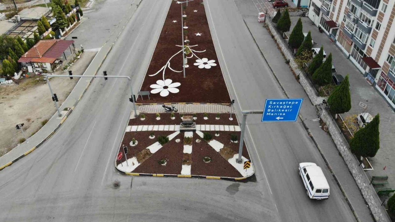 Soma’nın caddeleri nakış gibi işlendi