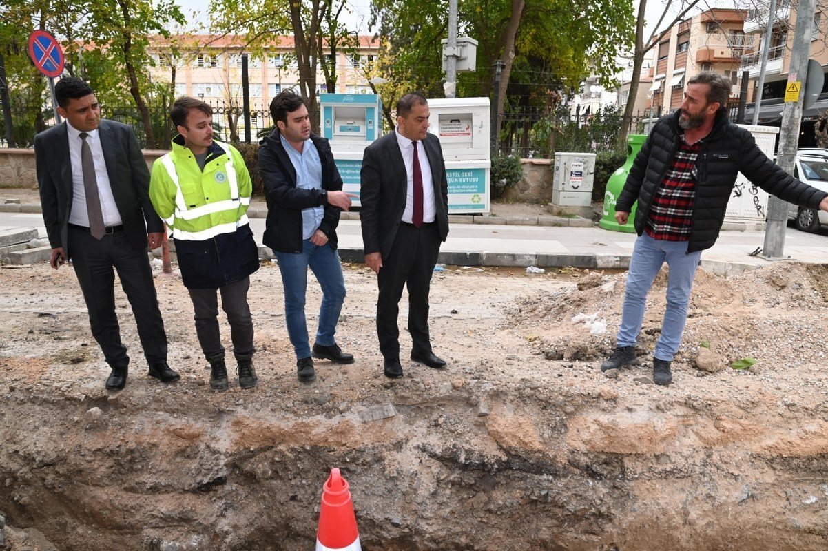 Avni Gemicioğlu Caddesi’nde altyapı çalışmaları