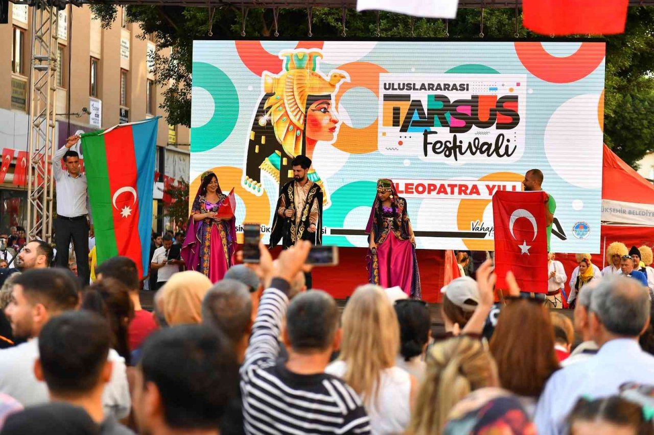 Uluslararası Tarsus Festivali, esnafı sevindirdi