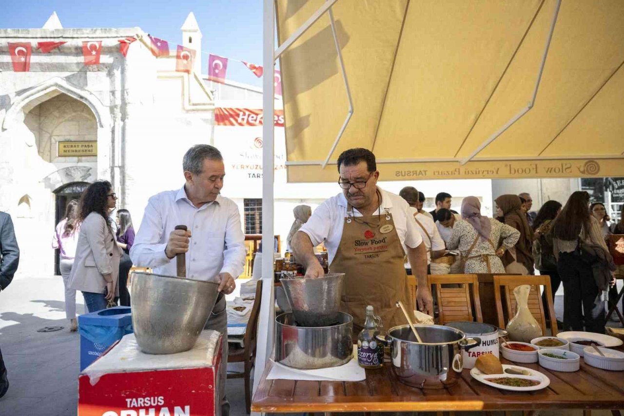 Uluslararası Tarsus Festivali, esnafı sevindirdi