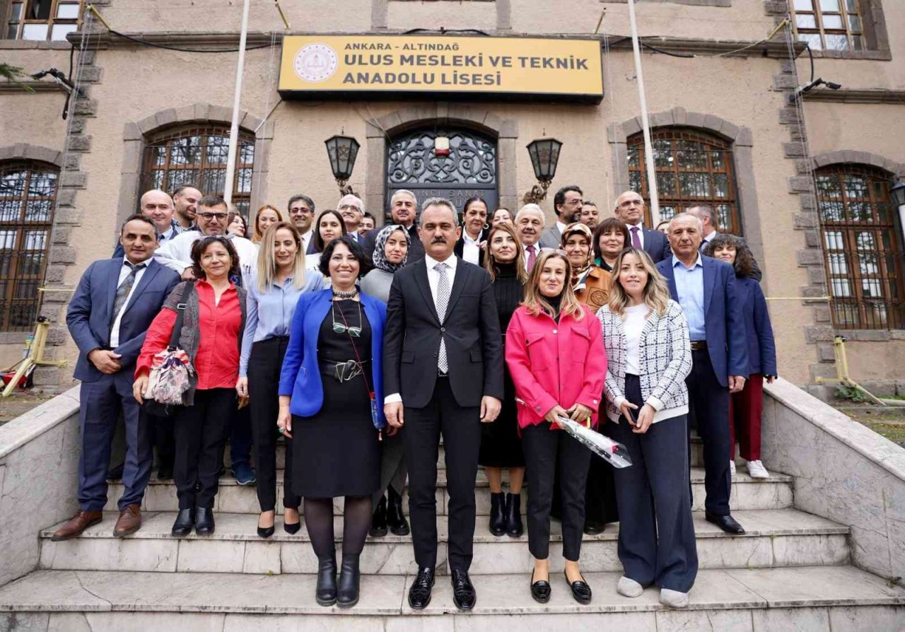 Öğretmenler, öğretmenevi restoran ve kafelerinden yüzde 30 indirimli yararlanacak