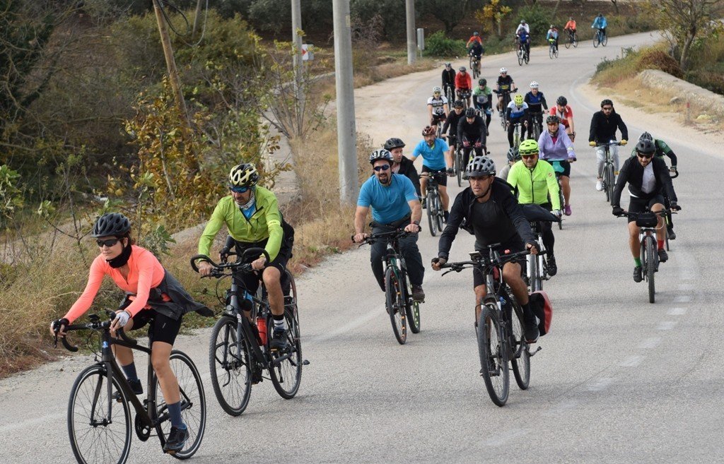 Tarih öncesine pedalladılar