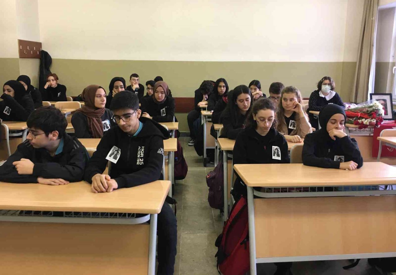 Terör saldırısında hayatını kaybeden Yağmur Uçar okulunda törenle anıldı