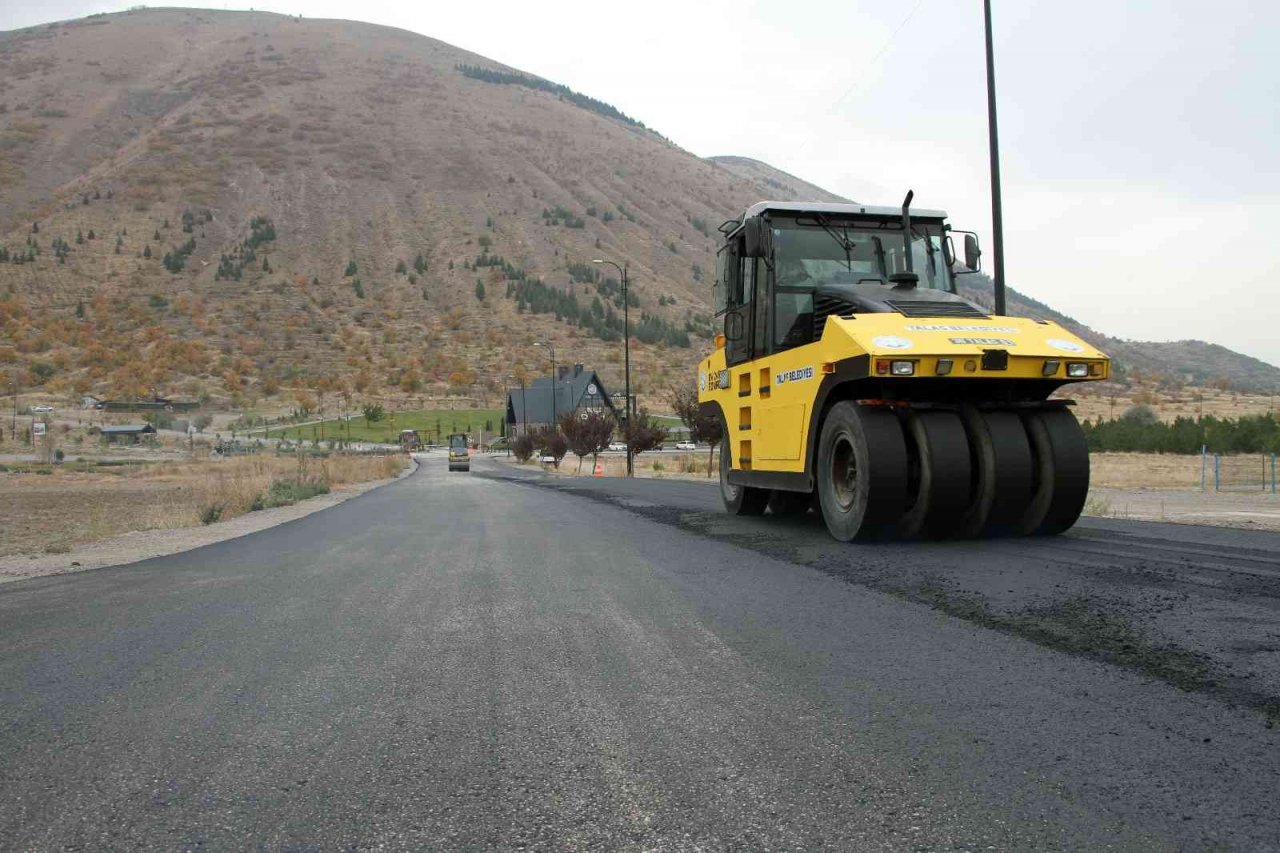 Talas’ta Asfalt Sezonu Bitmez