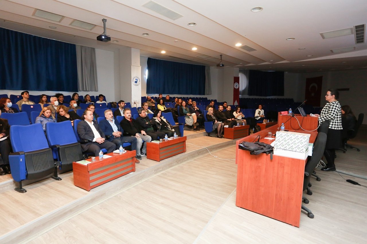 Türkiye ve Avrupa’daki Alzheimer yaklaşımları PAÜ’de konuşuldu