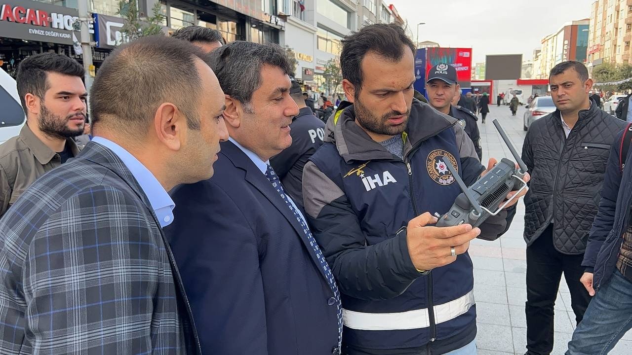 ’Narko Tır’ Sultanbeyli Meydanı’nda