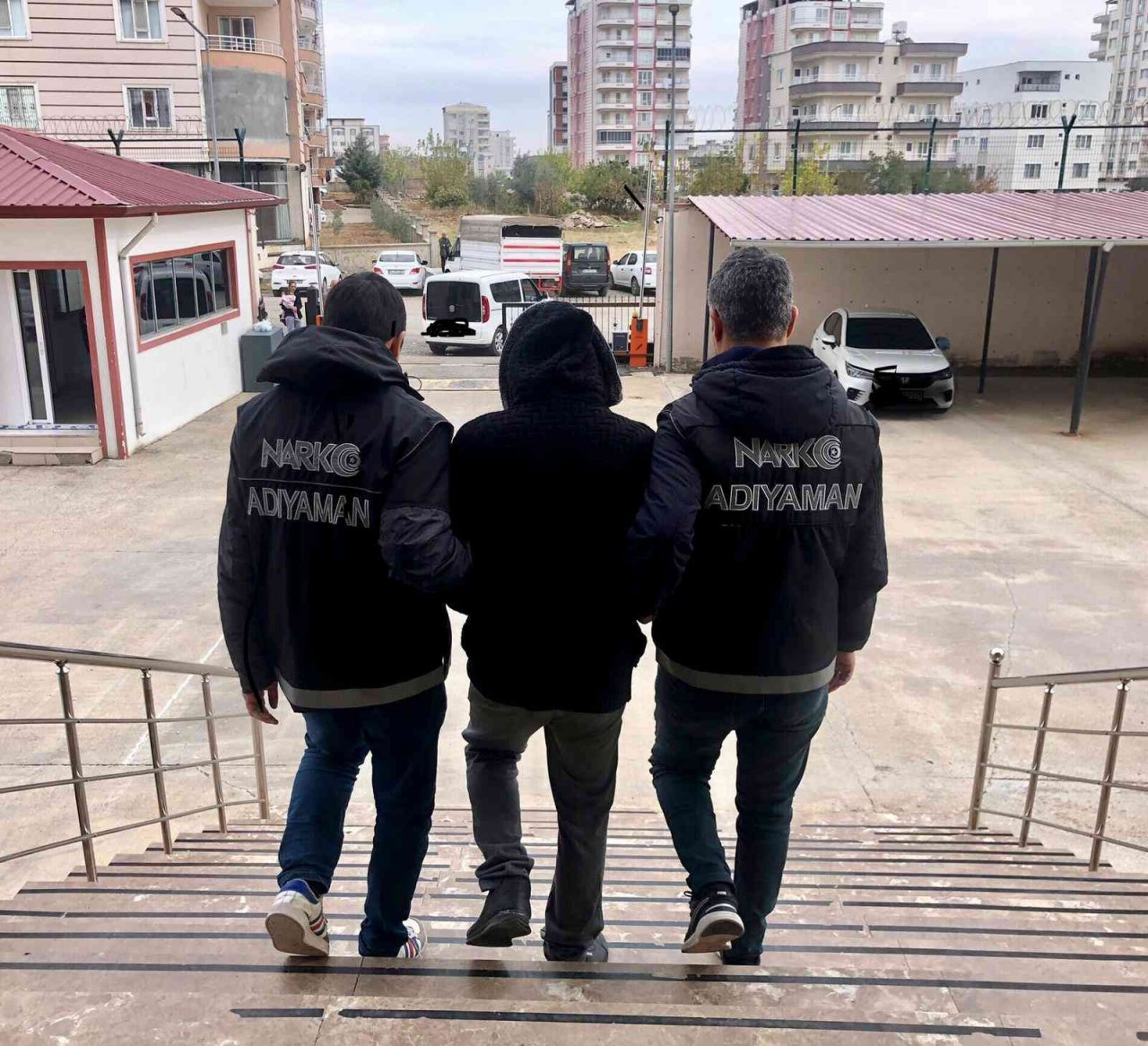 Kahta’da uyuşturucu operasyonu