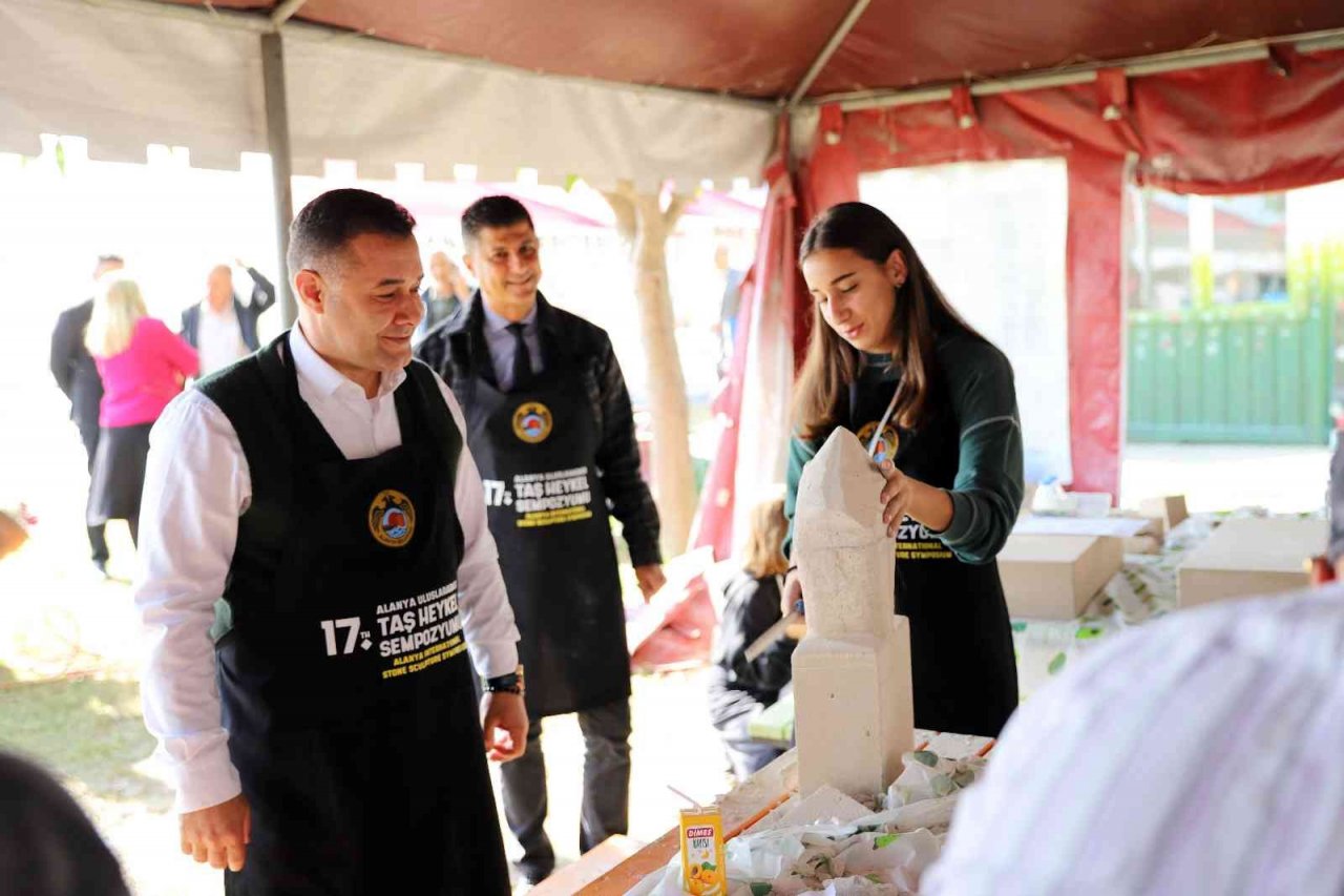 Öğrenciler taş heykel sempozyumunda deneyim kazandı