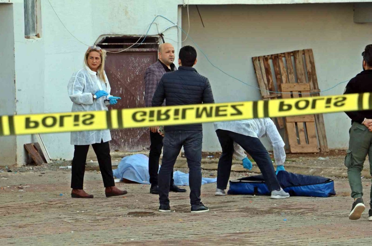 15 katlı binadan beton zemine düşen genç kadın hayatını kaybetti