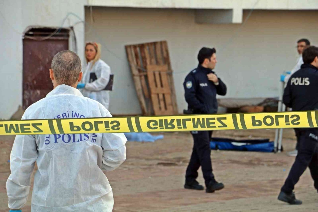 15 katlı binadan beton zemine düşen genç kadın hayatını kaybetti