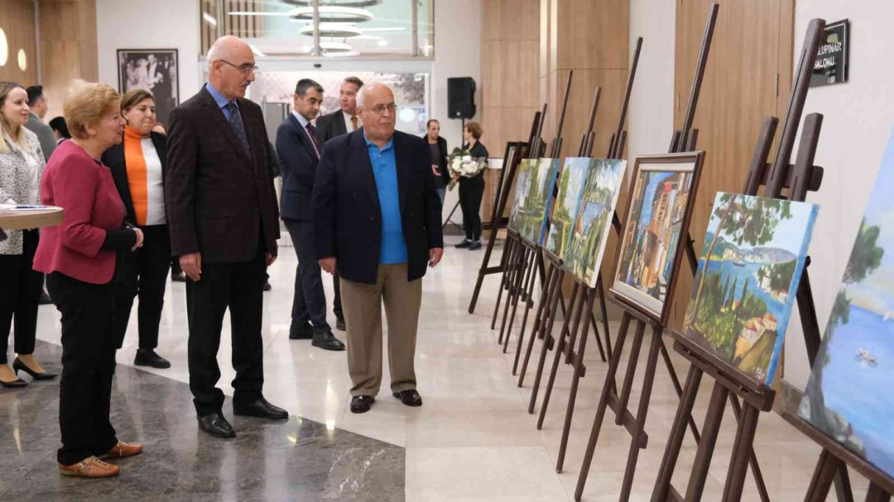 Sanatseverler Şükriye Çobanoğlu’nun resim sergisinde buluştu